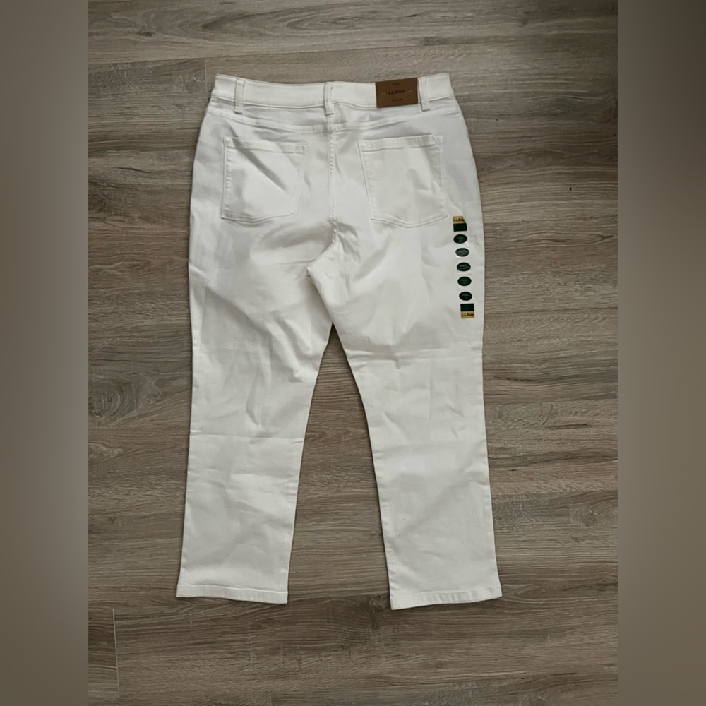 NWT L.L. Bean Women's True Shape Jeans, High-Rise Slim-Leg Ankle White - 14P - Picture 6 of 6